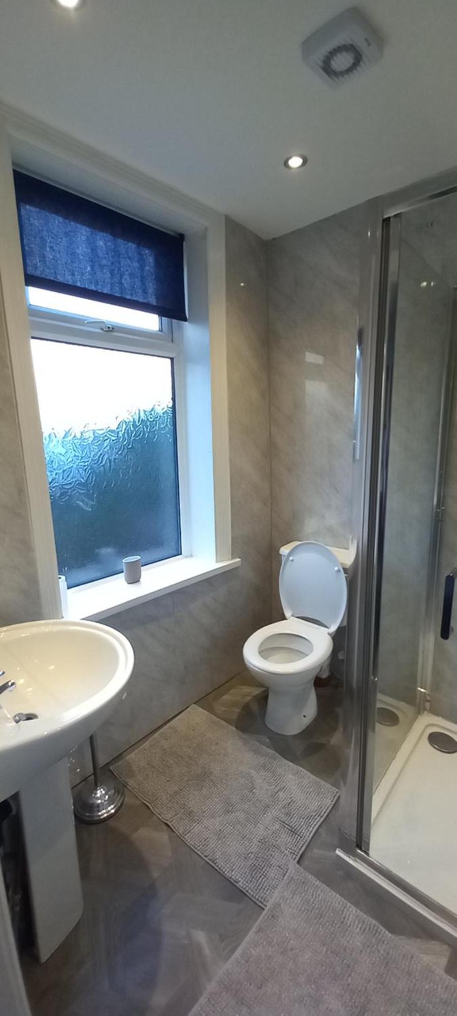Room From Home, Private Ensuite Spacious Room Шефилд Екстериор снимка